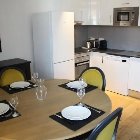 Quai Aux Vivres 64 Appartement