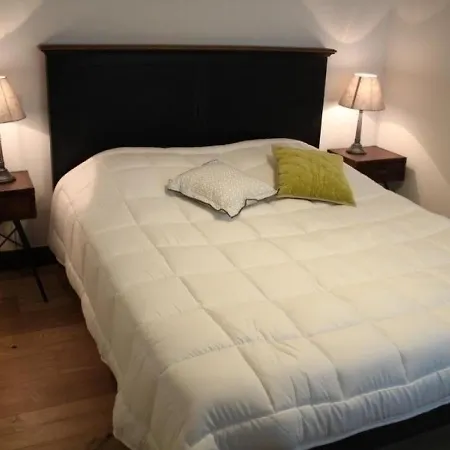 Quai Aux Vivres 64 Appartement *